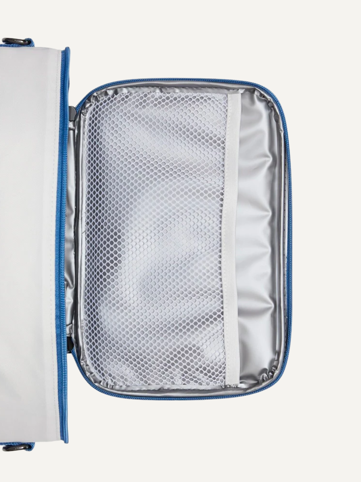 White insulated cooler bag with lined interior and zip closure, Khalhon, inside view